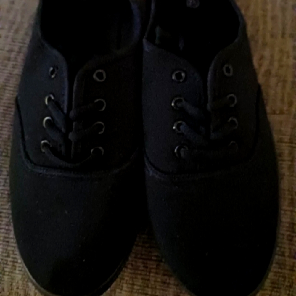 Brand New Sneakers-Size 10.